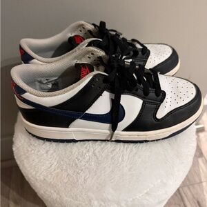 Nike Black and White Athletic Shoes